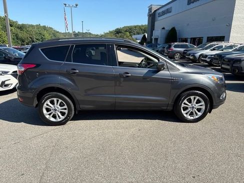 Used 2018 Ford Escape SE AWD/4WD image 6