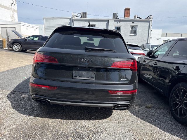 Used 2023 Audi Q5 2.0T Premium Plus w/ Premium Plus Package AWD/4WD image 5