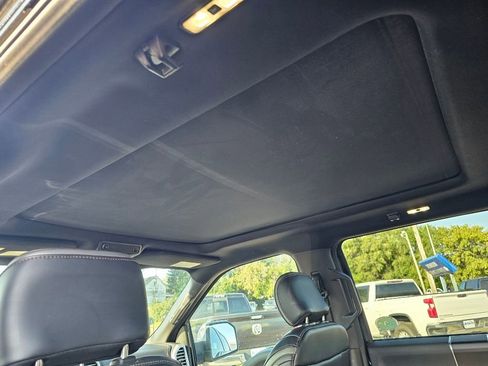 Used 2019 Ford F150 Platinum w/ Equipment Group 701A Luxury AWD/4WD image 13