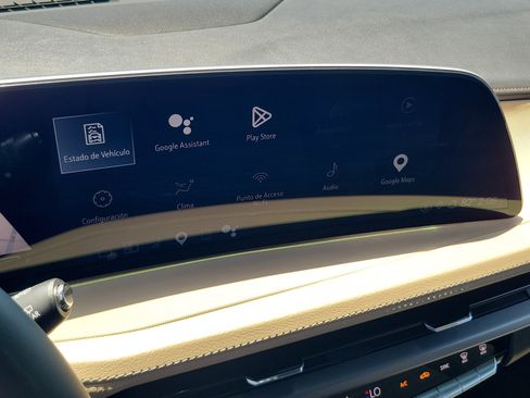 Used 2024 Cadillac XT4 Luxury FWD image 24