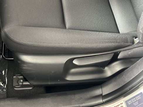 Used 2024 Toyota Corolla LE image 19