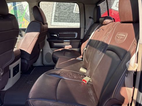 Used 2014 RAM 1500 Laramie Longhorn w/ Convenience Group image 19