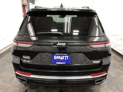 Certified 2024 Jeep Grand Cherokee Summit AWD/4WD image 9