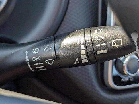 New 2025 Nissan Kicks Play S FWD image 25