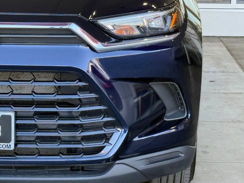 Used 2025 Toyota Grand Highlander FWD image 5