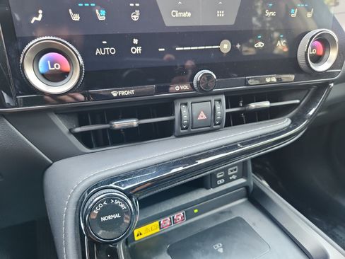 Used 2023 Lexus NX 350 AWD image 12