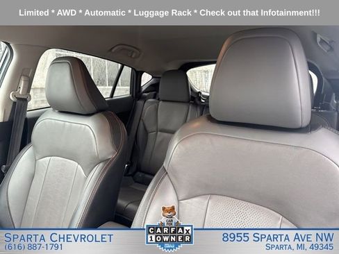 Used 2024 Subaru Crosstrek 2.5i Limited w/ Crosstrek Mirror Package image 12
