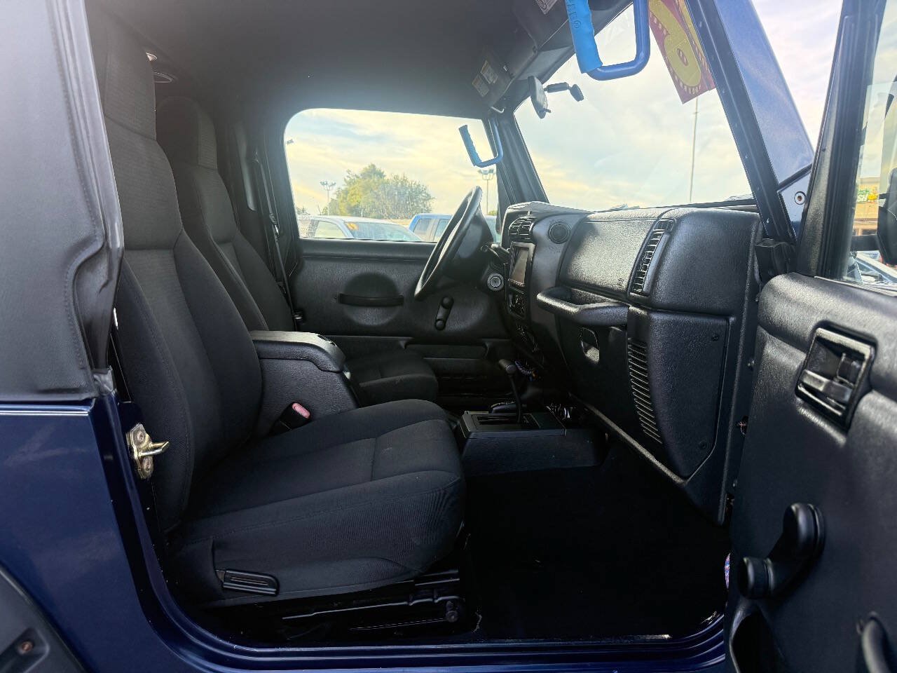 Used 2006 Jeep Wrangler X AWD/4WD image 10