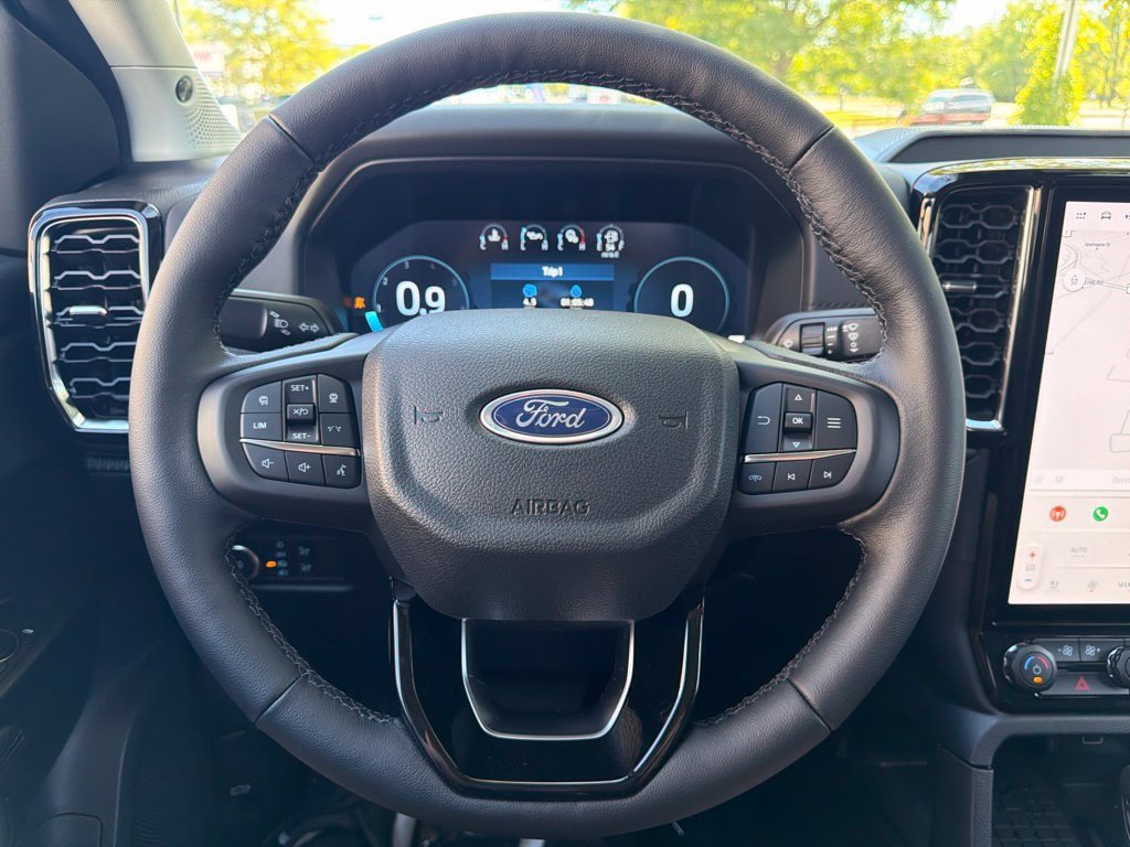 New 2026 Ford Ranger Lariat w/ Black Appearance Package AWD/4WD image 34