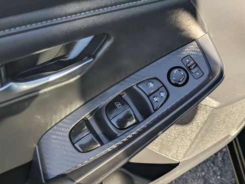 Certified 2025 Nissan Sentra SV image 21