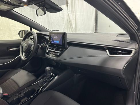 Used 2025 Toyota Corolla SE image 61