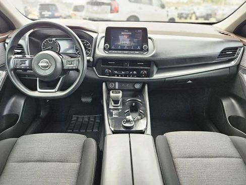 Certified 2023 Nissan Rogue SV image 15