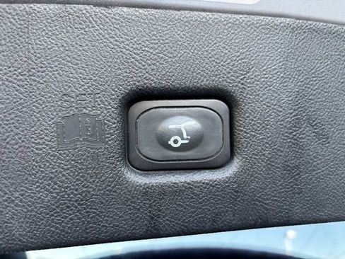 Used 2018 Lincoln MKX Reserve image 32