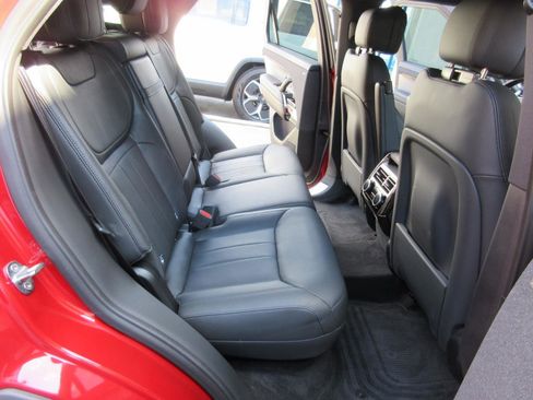 Used 2024 Land Rover Range Rover Sport SE AWD/4WD image 34
