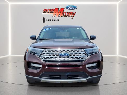 Used 2023 Ford Explorer Limited w/ Equipment Group 301A AWD/4WD image 2
