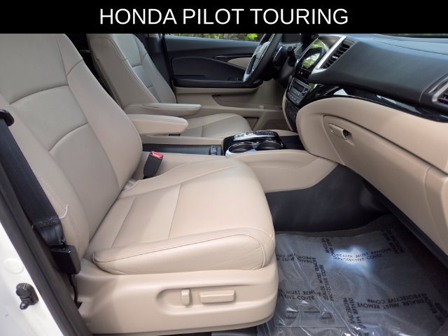 Used 2018 Honda Pilot Touring image 10