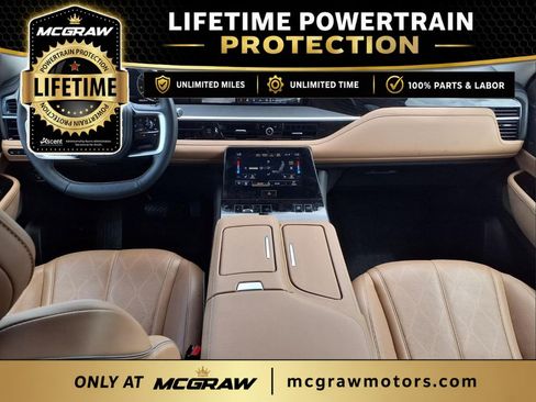 Used 2025 INFINITI QX80 Sensory AWD/4WD image 12