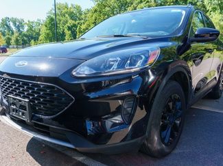 Used 2021 Ford Escape SE w/ Cold Weather Package image 1