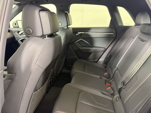Certified 2025 Audi Q3 2.0T Premium w/ Convenience Package AWD/4WD image 23