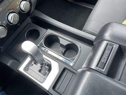 Used 2016 Toyota Tundra SR5 image 21