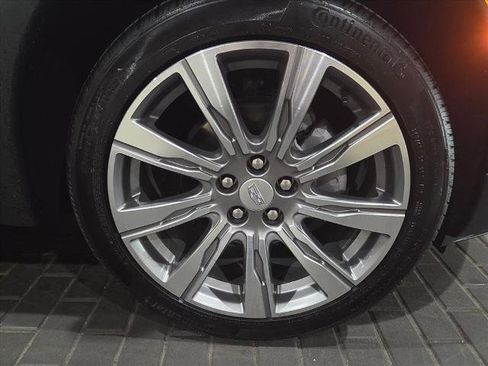 Used 2023 Cadillac XT4 Premium Luxury w/ Cold Weather Package image 9