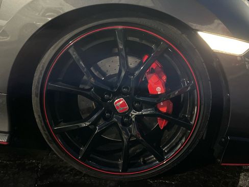 Used 2019 Honda Civic Type R image 42