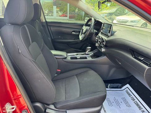 Used 2022 Nissan Sentra SV w/ All-Weather Package FWD image 11