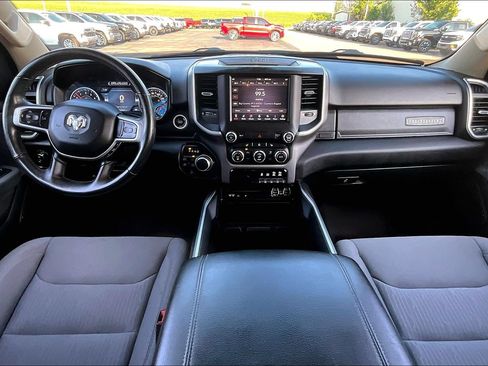 Used 2019 RAM 1500 Big Horn AWD/4WD image 15