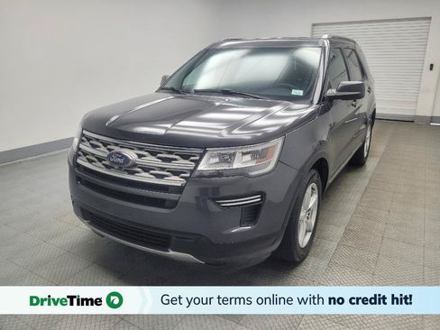 Used 2018 Ford Explorer XLT FWD image 1