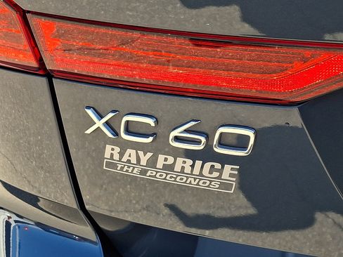 Used 2023 Volvo XC60 B5 Plus w/ Climate Package AWD/4WD image 64