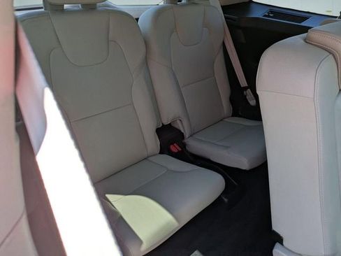 Used 2024 Volvo XC90 B5 Plus w/ Protection Package Premier AWD/4WD image 34