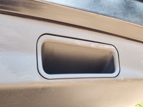 Used 2023 Chevrolet TrailBlazer LT w/ Convenience Package image 39