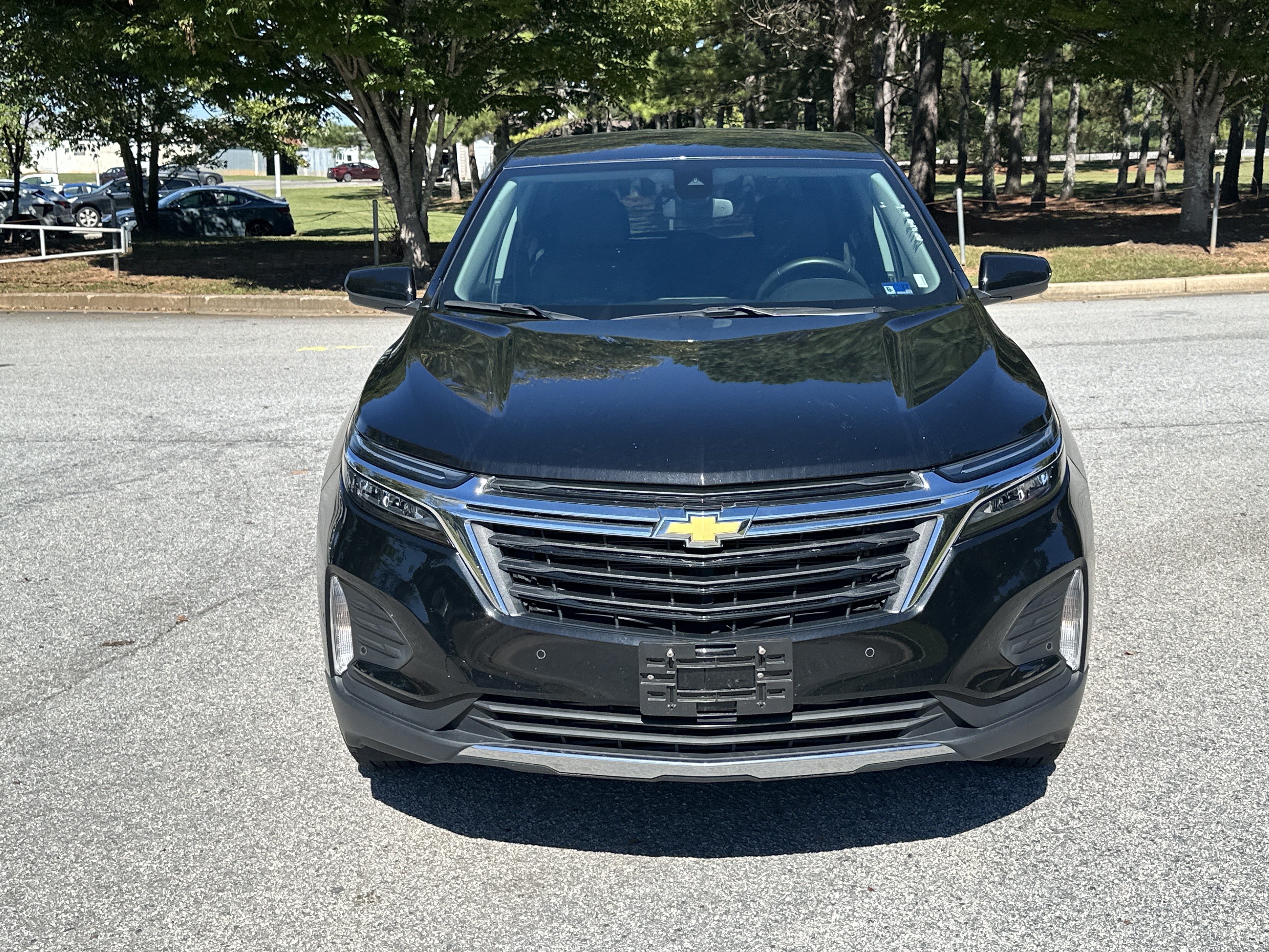 Used 2024 Chevrolet Equinox LT AWD/4WD image 2