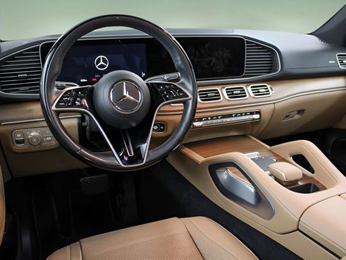 Used 2024 Mercedes-Benz GLE 350 4MATIC image 13