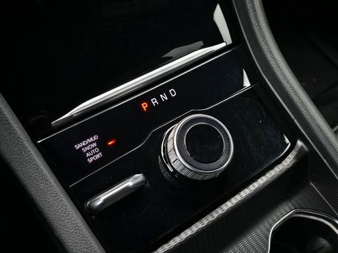 Used 2024 Jeep Grand Cherokee Limited image 28