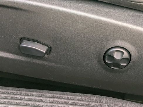 Certified 2017 Dodge Challenger SXT Plus image 14