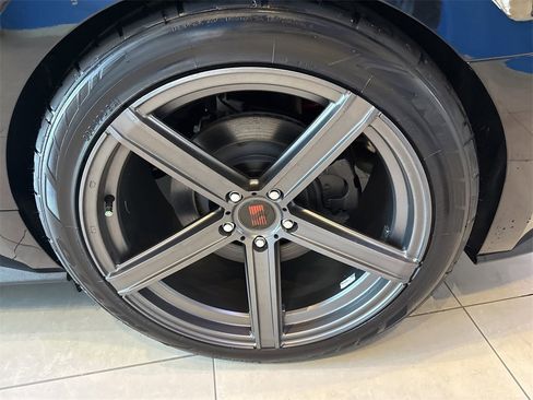 Used 2019 Ford Mustang GT Premium image 19