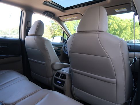 Used 2017 Honda Pilot EX-L image 31