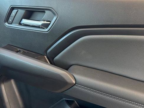 New 2026 Chevrolet Colorado LT w/ LT Convenience Package image 18