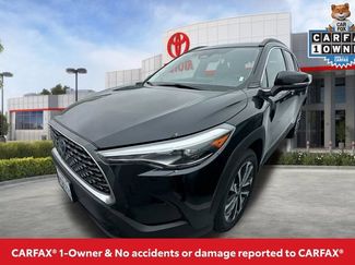 Certified 2025 Toyota Corolla Cross XLE FWD video 2