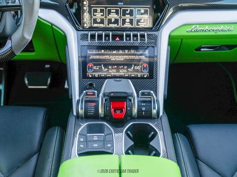Used 2021 Lamborghini Urus image 58