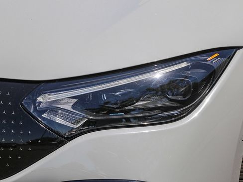 Used 2024 Mercedes-Benz EQE 350+ 4MATIC Sedan image 7