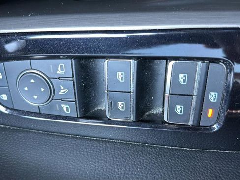 Certified 2022 Nissan Pathfinder Platinum w/ Lighting Package (N93) image 26