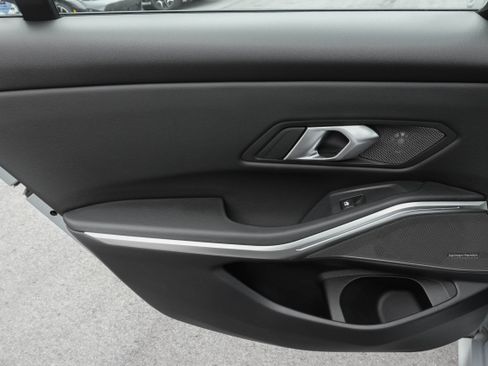 Certified 2025 BMW M340i RWD image 31