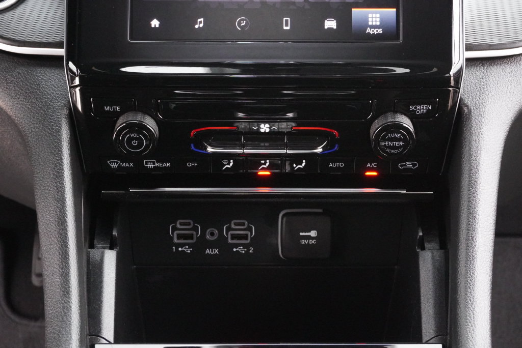 Used 2025 Jeep Grand Cherokee Laredo X AWD/4WD image 17