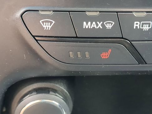 Certified 2019 Ford Ranger XLT w/ Equipment Group 302A Luxury RWD image 20