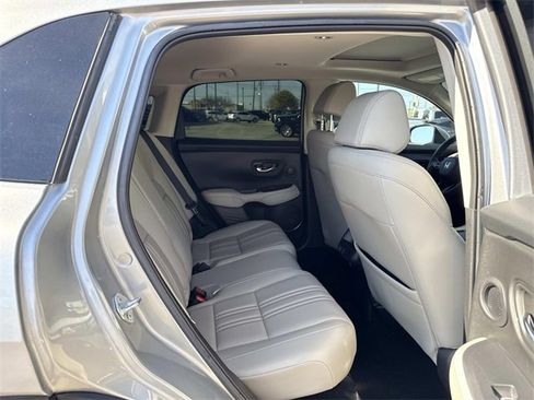 Used 2024 Honda HR-V EX-L image 15