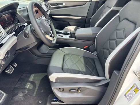 New 2026 Volkswagen Atlas Peak Edition AWD/4WD image 15