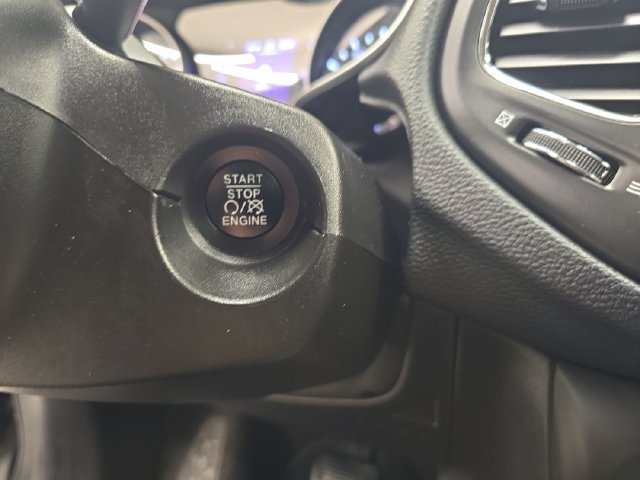 Used 2019 Jeep Compass Sport FWD image 26
