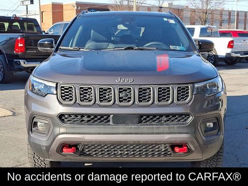 Used 2024 Jeep Compass Trailhawk w/ Trailhawk Elite Group image 2